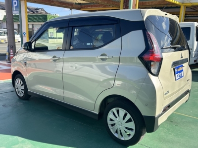 ekクロス(三菱)中古車 後方