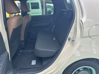 N-ONE(ホンダ)中古車 後席内装