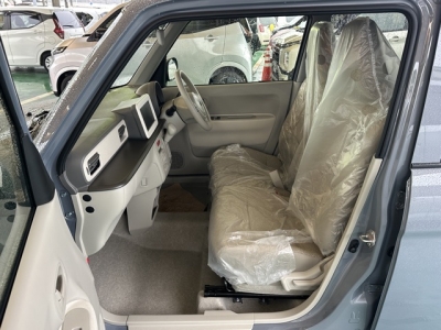 ラパン(スズキ)届出済未使用車 前席内装