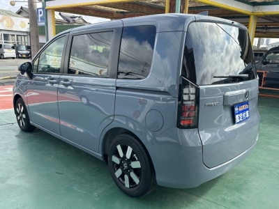 新型フリード(ホンダ)新車見本展示無 後方