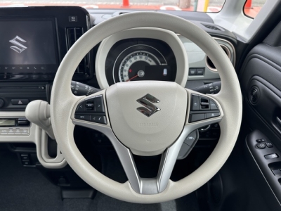 ワゴンＲスマイル(スズキ)新車見本展示無 内外装写真