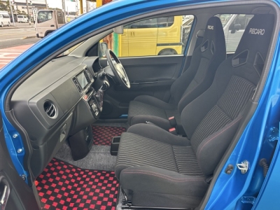 アルトワークス(スズキ)中古車 前席内装