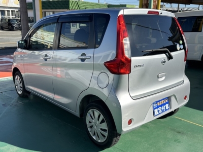 デイズ(ニッサン)中古車 後方