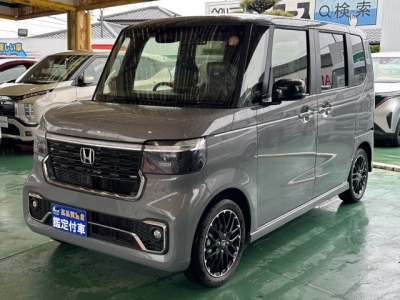 新型N-BOX(ホンダ)届出済未使用車 前方