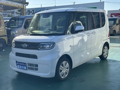 タント(ダイハツ)届出済未使用車 前方