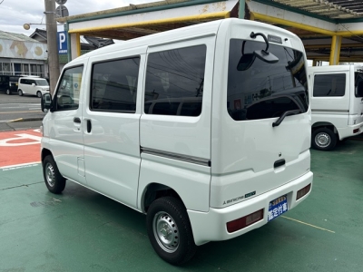 ミニキャブミーブ(三菱)中古車 後方