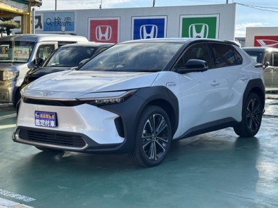 bZ4X(トヨタ)中古車 前方