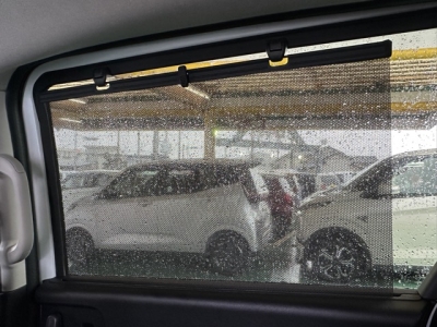 新型フリード(ホンダ)中古車 内外装写真他