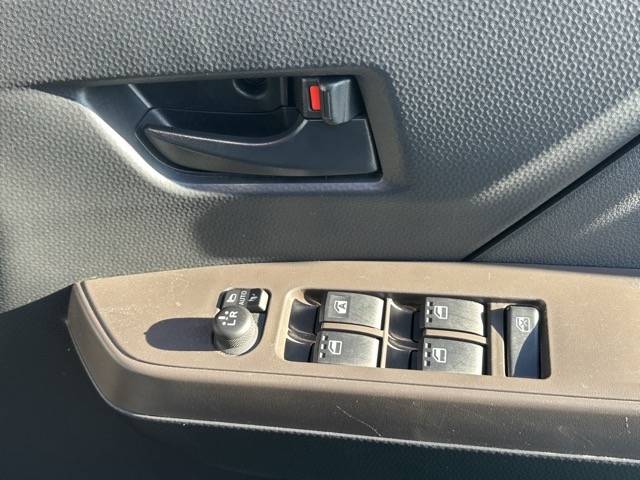 ルーミー(トヨタ)中古車 13