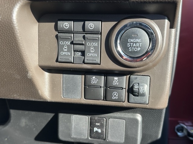 ルーミー(トヨタ)中古車 14