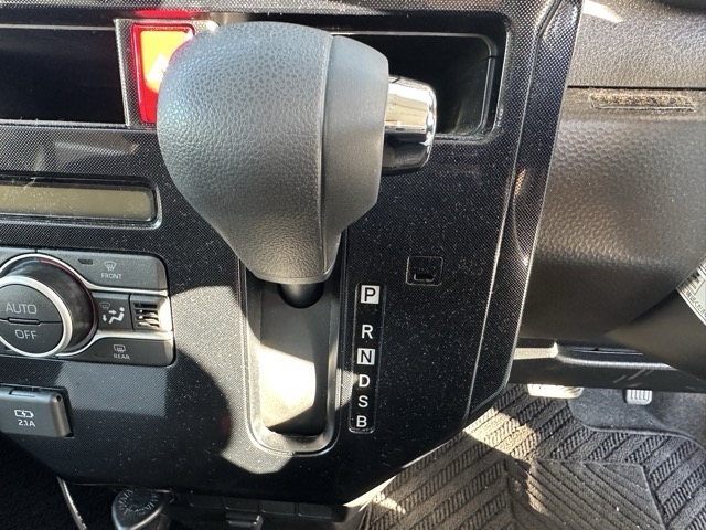 ルーミー(トヨタ)中古車 17