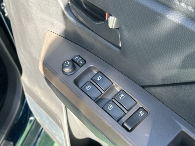 ルーミー(トヨタ)中古車 13