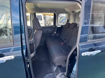 ルーミー(トヨタ)中古車 後席内装