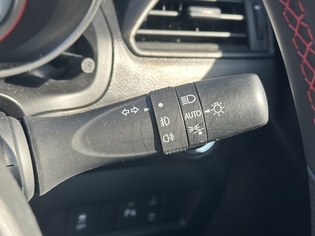 スイフト(スズキ)中古車 17