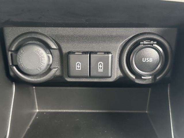 スイフト(スズキ)中古車 21