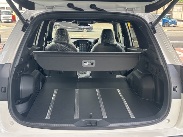 フォレスター(スバル)新車見本展示無 12