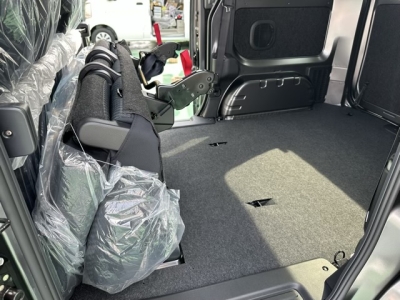 NV200バネットバン(ニッサン)登録済未使用車 内外装写真他