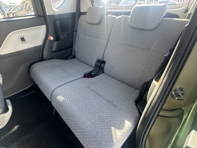 タント(ダイハツ)中古車 後席から見た前席