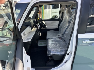 ムーヴキャンバス(ダイハツ)届出済未使用車 前席内装
