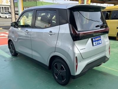 サクラ(ニッサン)中古車 後方