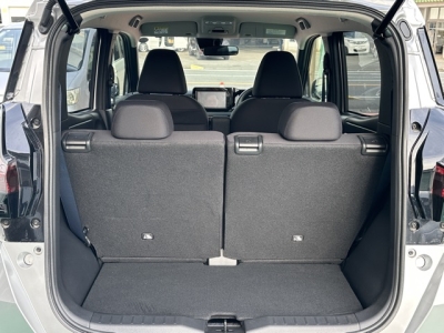 サクラ(ニッサン)中古車 内外装写真他