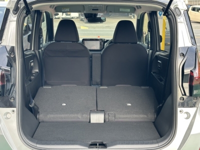 サクラ(ニッサン)中古車 内外装写真他１