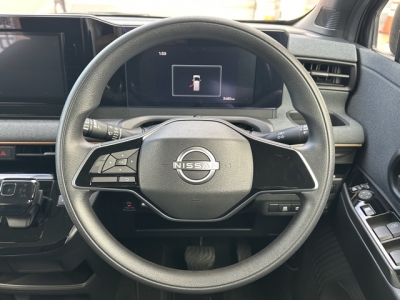 サクラ(ニッサン)中古車 内外装写真