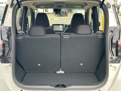 サクラ(ニッサン)中古車 内外装写真他