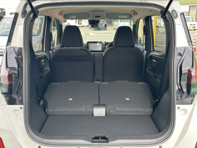 サクラ(ニッサン)中古車 内外装写真他１