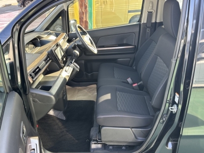 フレア(マツダ)中古車 前席内装