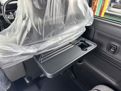 新型スペーシア(スズキ)届出済未使用車 内外装写真他２