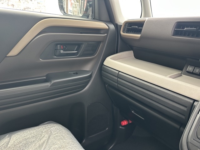 スペーシア(スズキ)届出済未使用車 19