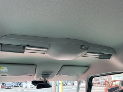 新型スペーシア(スズキ)届出済未使用車 内外装写真他