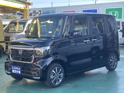 新型N-BOX(ホンダ)届出済未使用車 前方