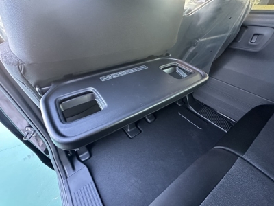新型N-BOX(ホンダ)届出済未使用車 内外装写真他１