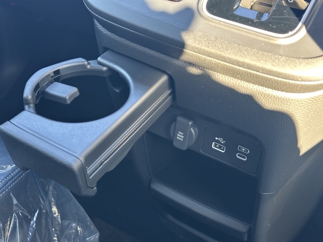 ステップワゴン(ホンダ)登録済未使用車 24