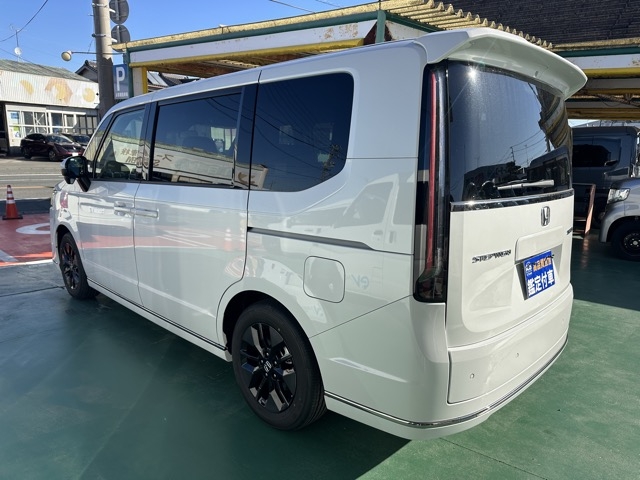 ステップワゴン(ホンダ)登録済未使用車 2