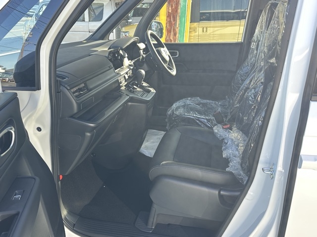 ステップワゴン(ホンダ)登録済未使用車 3