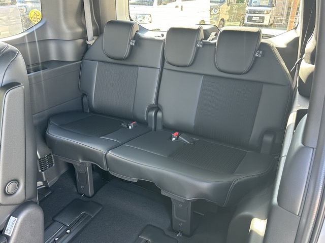 ステップワゴン(ホンダ)登録済未使用車 5