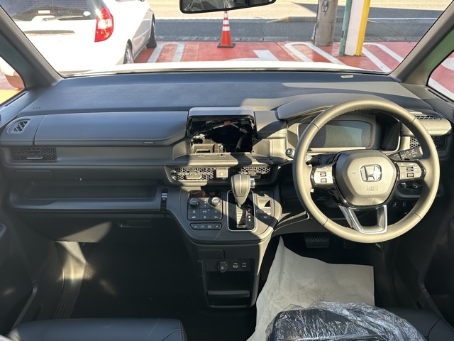 ステップワゴン(ホンダ)登録済未使用車 6