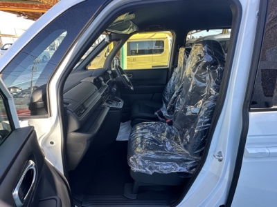 ステップワゴン(ホンダ)登録済未使用車 後方