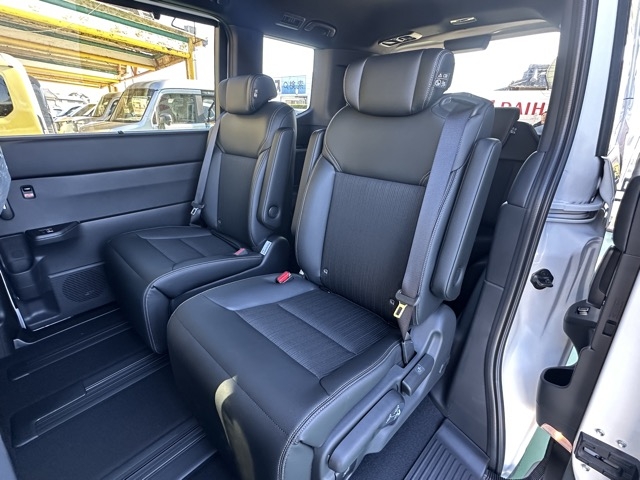 ステップワゴン(ホンダ)登録済未使用車 4