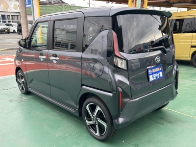 新型ムーヴ(ダイハツ)届出済未使用車 後方