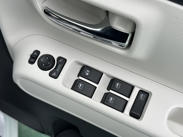 キャンバス(ダイハツ)届出済未使用車 13