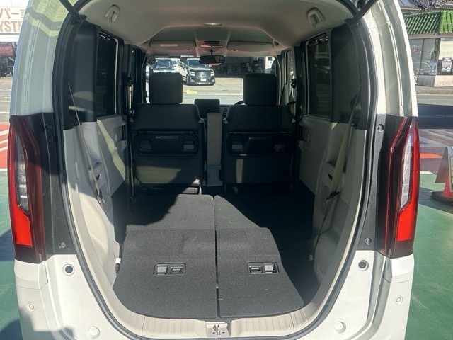 N-BOX(ホンダ)中古車 11