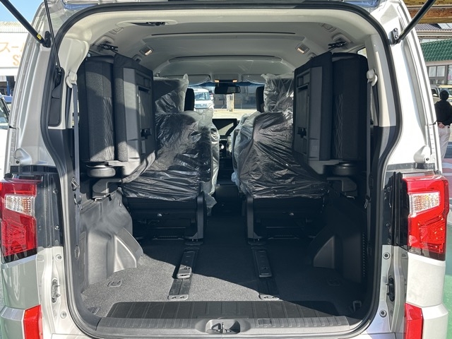 デリカD:5(三菱)登録済未使用車 11