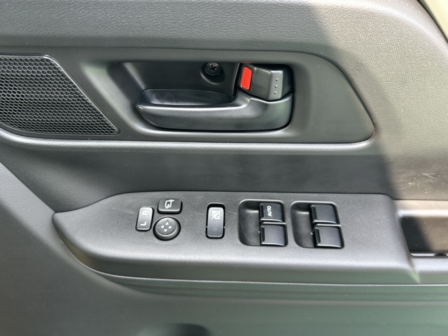 スペーシアギア(スズキ)届出済未使用車 14