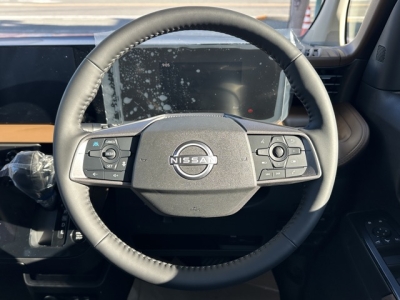 ルークス(ニッサン)届出済未使用車 内外装写真