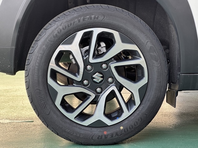 フロンクス(スズキ)登録済未使用車 11