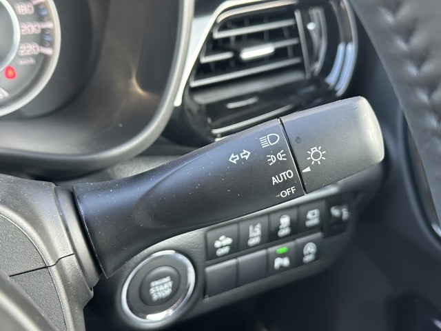 フロンクス(スズキ)登録済未使用車 17